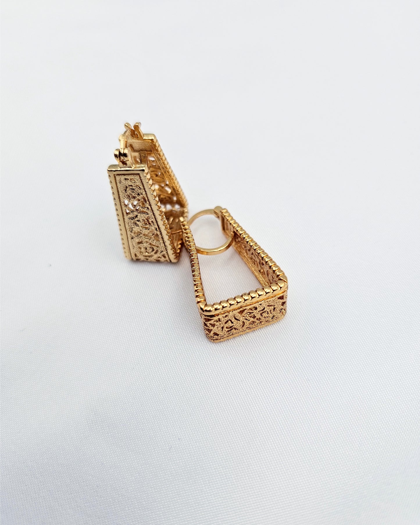 DA 577 Earring