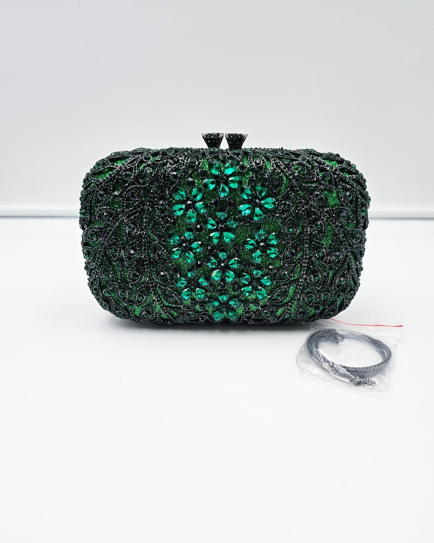 GREEN LUXURY PURSE