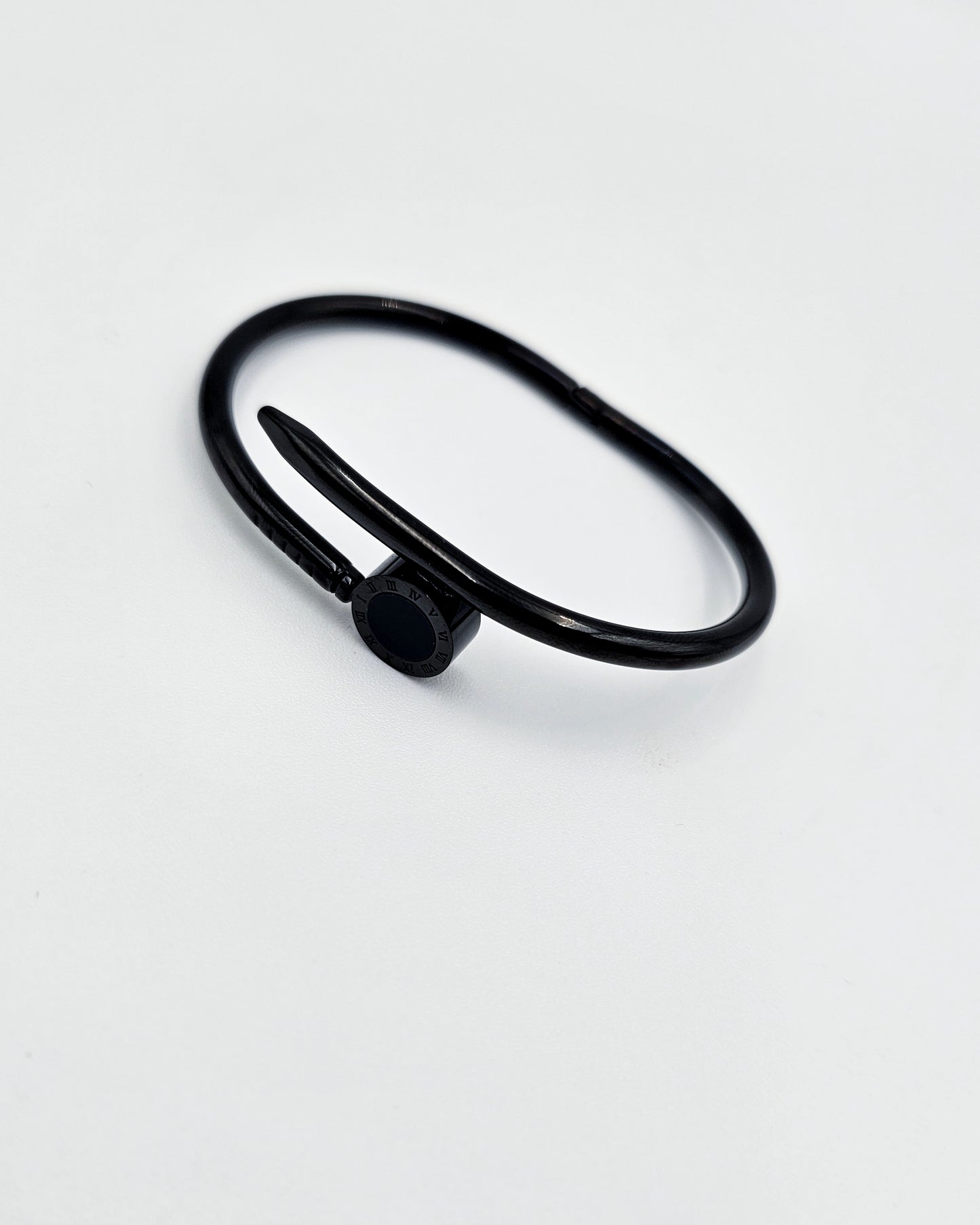 DA 796 NAIL BANGLE