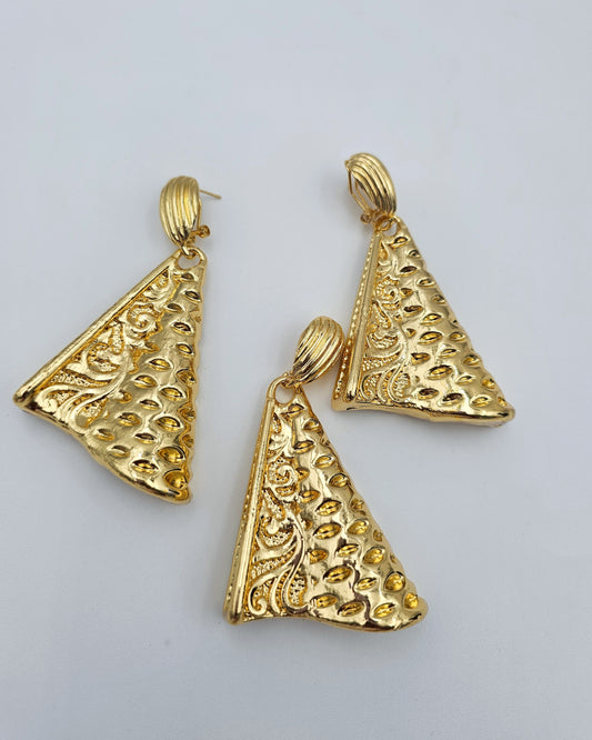 DA 633 EARRING AND PENDANT