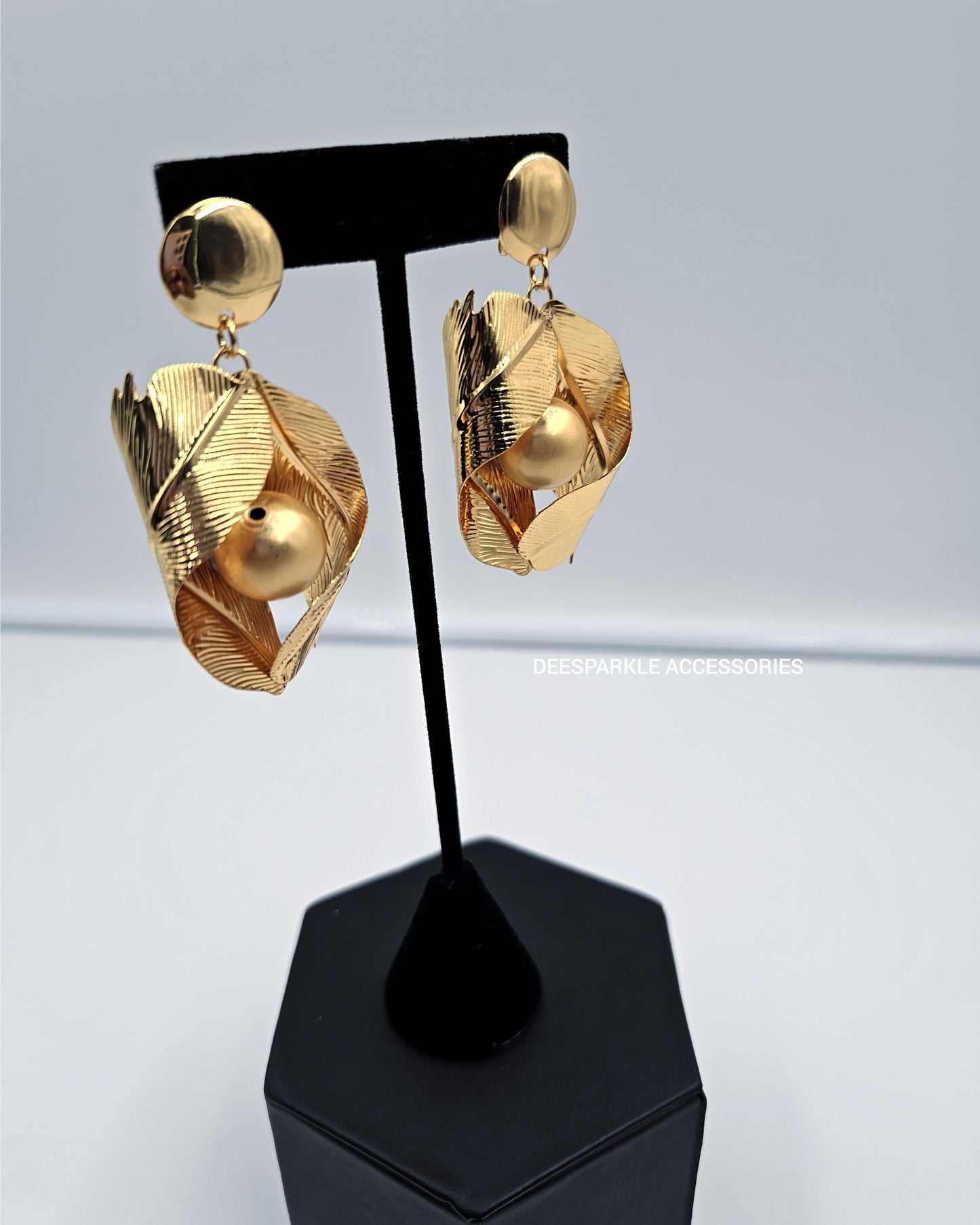 DA 053 DROP EARRING