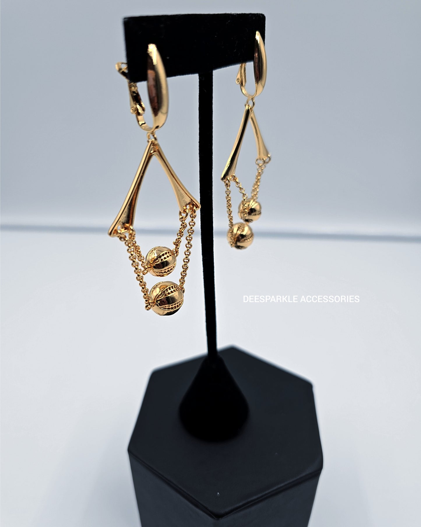 DA 044 TWO LAYERED DROP EARRING