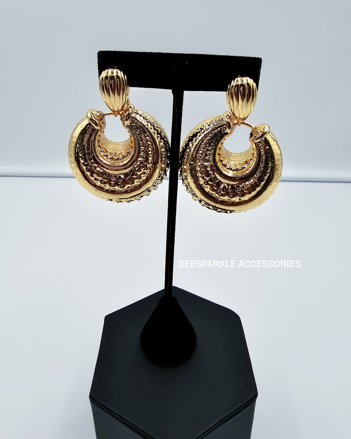 DA 037 Bold Drop Earring