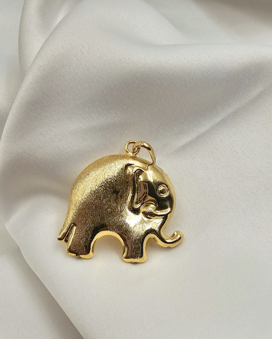 DA 389 MEDIUM SIZE ELEPHANT PENDANT